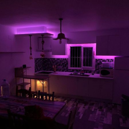 Casa Rural Malaga Monkey Love Con Jacuzzi Iznate Exterior foto